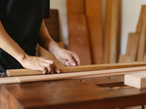Thị trường chứng khoán tăng lên mức cao kỷ lục trong bối cảnh tăng trưởng kinh tế mạnh mẽ